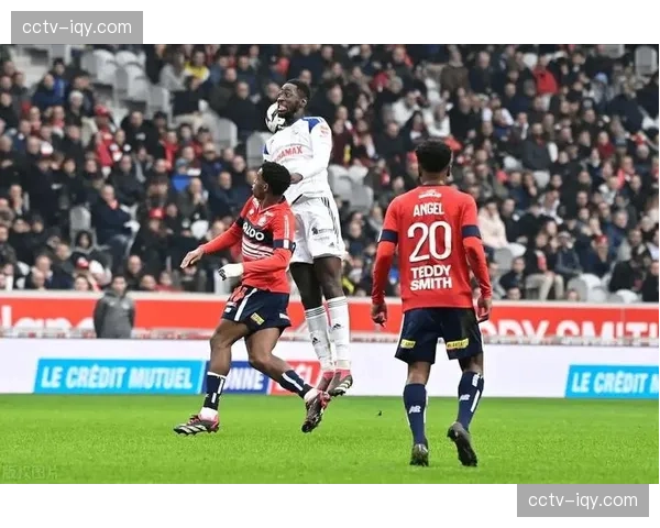 欧战归来,里尔主帅确认将对阵容进行大面积轮换 欧战归来,里尔主帅确认将对阵容进行大面积轮换